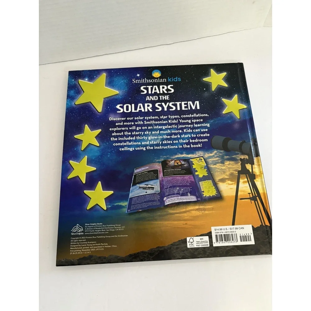 Smithsonian‎ Kids Stars and the Solar System Book with 30 Glow in the Dark Stars